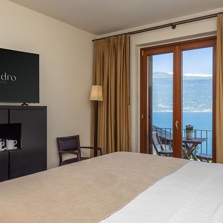 גרגננו Hotel Meandro - Lake View מראה חיצוני תמונה